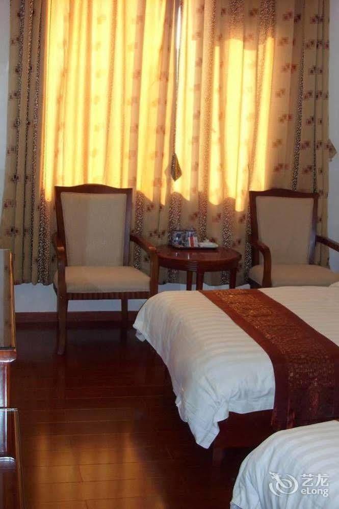 Heng Fu Lai Hotel Foshan Extérieur photo
